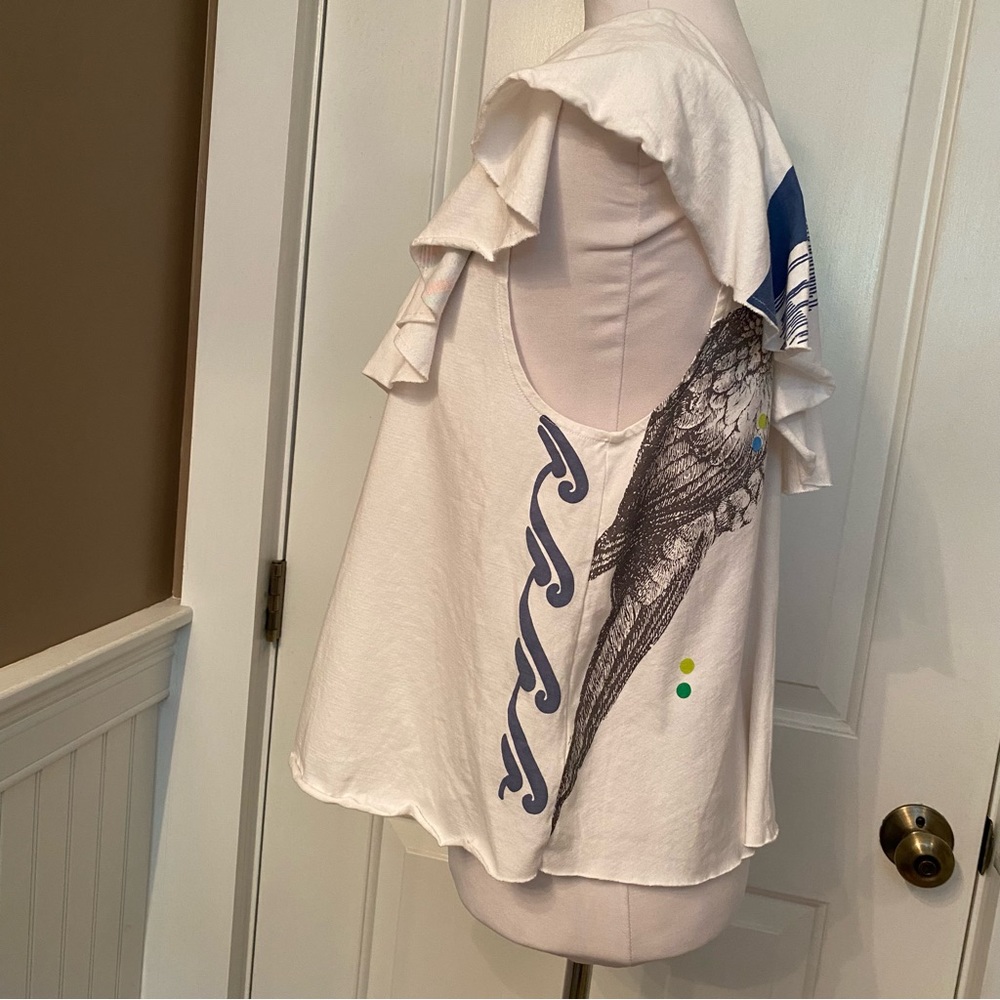 AKEMI + KIN TOP TEE TANK SLEEVELESS V-NECK & BACK WHITE GRAY GRAPHIC SIZE L* View 6